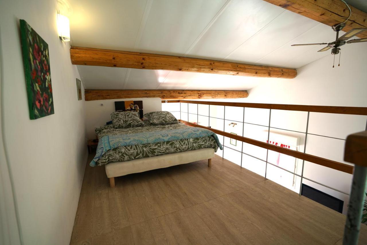 Loft Avec Mezzanine Apartment Montagnac  Exterior photo